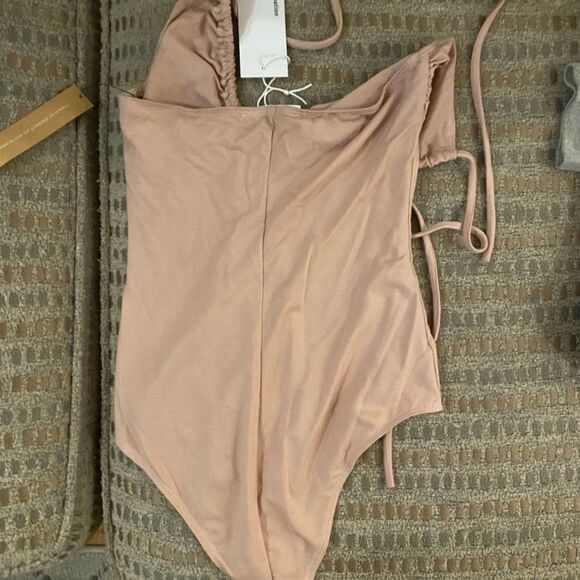 Reformation Alessandro Bodysuit NWT Blush Size XL - Picture 6 of 6